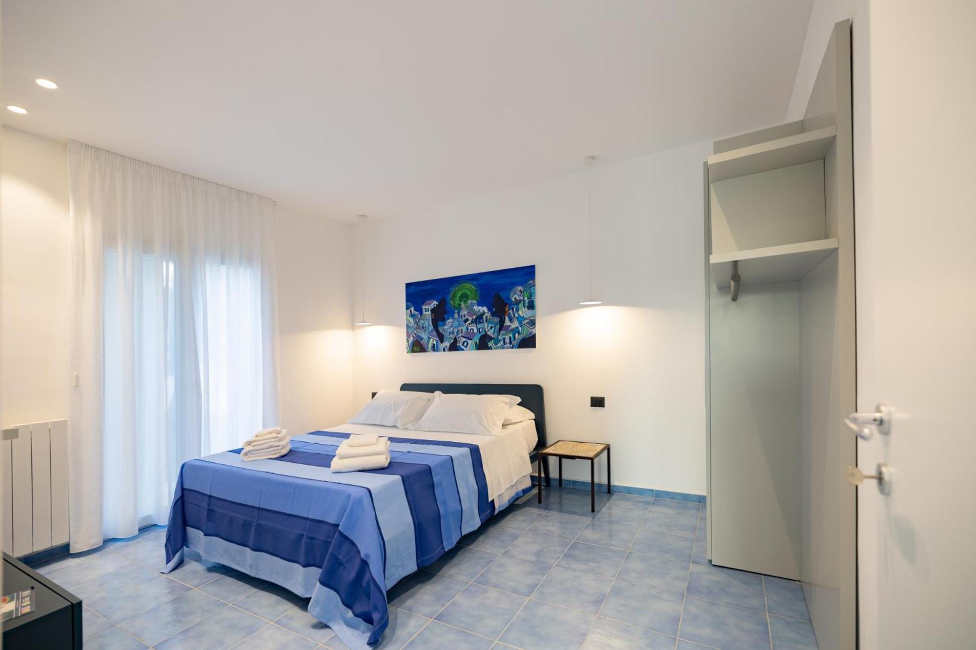 Aura Maris Beach Residence Mazzaforno Чефалу Екстериор снимка