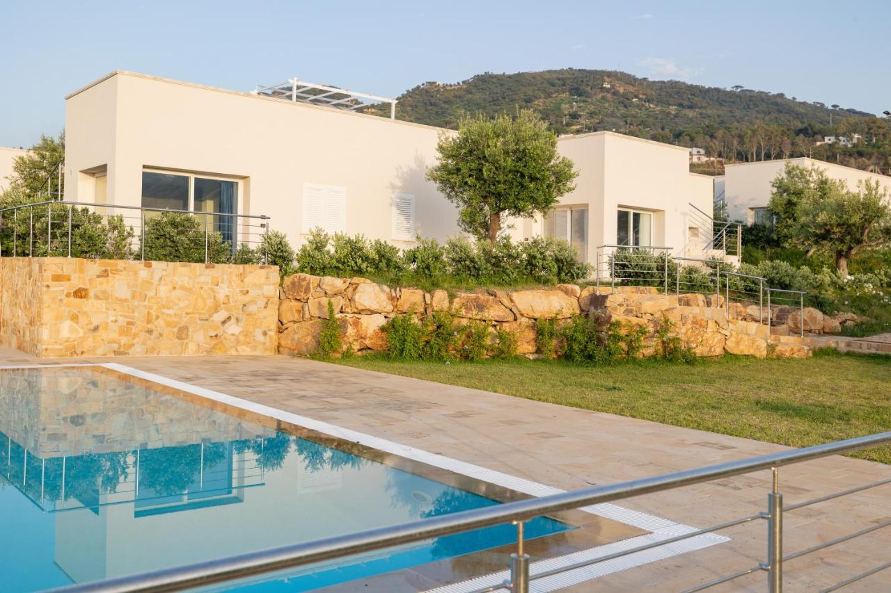 Aura Maris Beach Residence Mazzaforno Чефалу Екстериор снимка