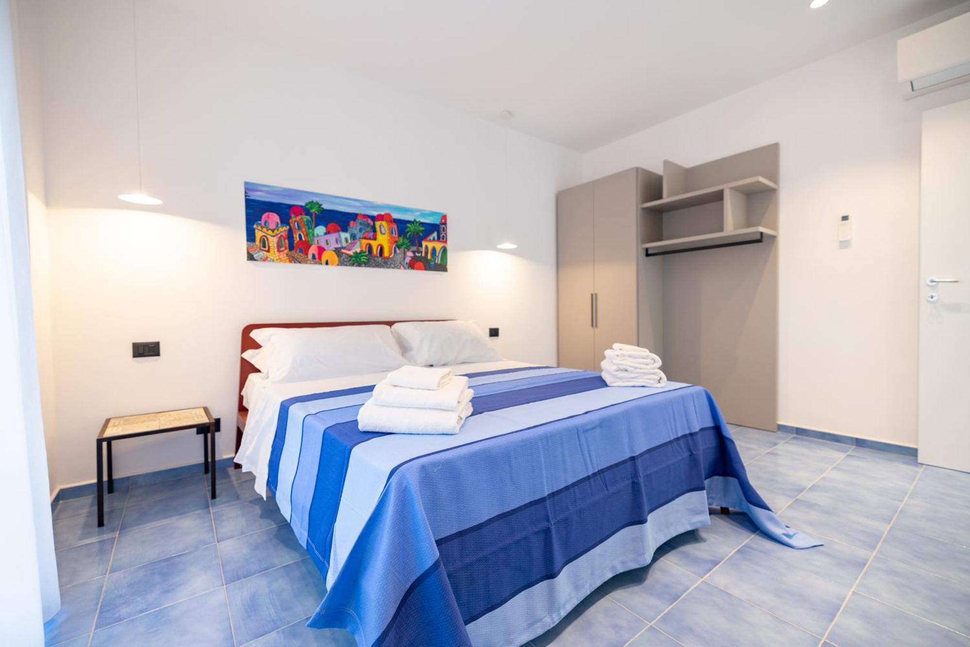 Aura Maris Beach Residence Mazzaforno Чефалу Екстериор снимка